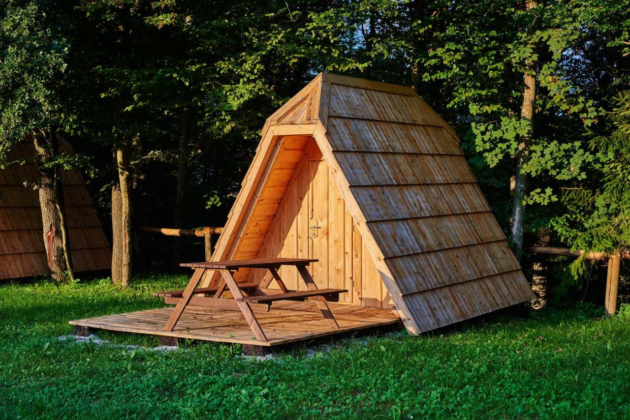 Glamping Village - Speleo Camp Логатец Экстерьер фото