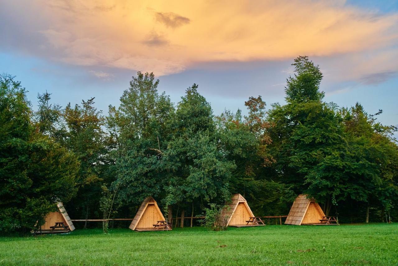 Glamping Village - Speleo Camp Логатец Экстерьер фото