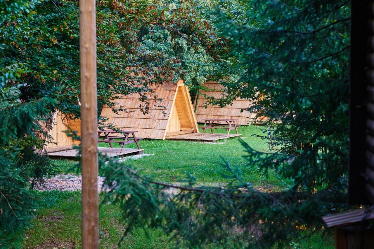 Glamping Village - Speleo Camp Логатец Экстерьер фото